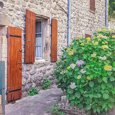 Maison En Pierres *